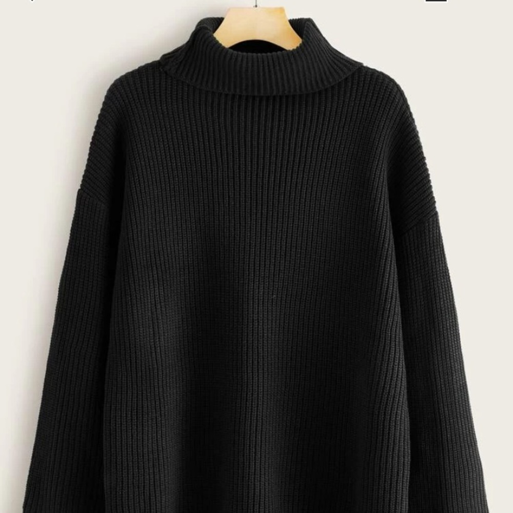 Black chunky knit sweater